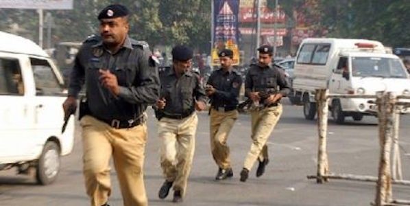 Attacco islamista ad una Università in Pakistan article-post