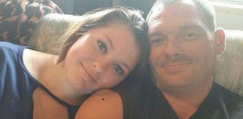Gelosa della sorella, 21enne seduce il padre e lo sposa: condannati article-post