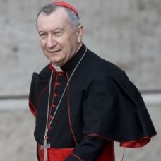 Nozze gay in Irlanda, il Vaticano: “una sconfitta per l’ umanità” article-post