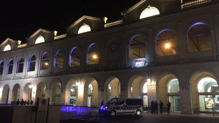 Francia, paura per un nuovo attacco terroristico, evacuata la stazione di Nimes article-post