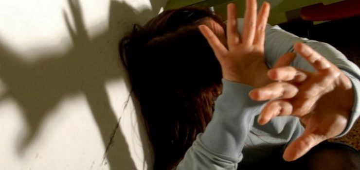 Denunciamo le violenze fisiche e psicologiche. article-post