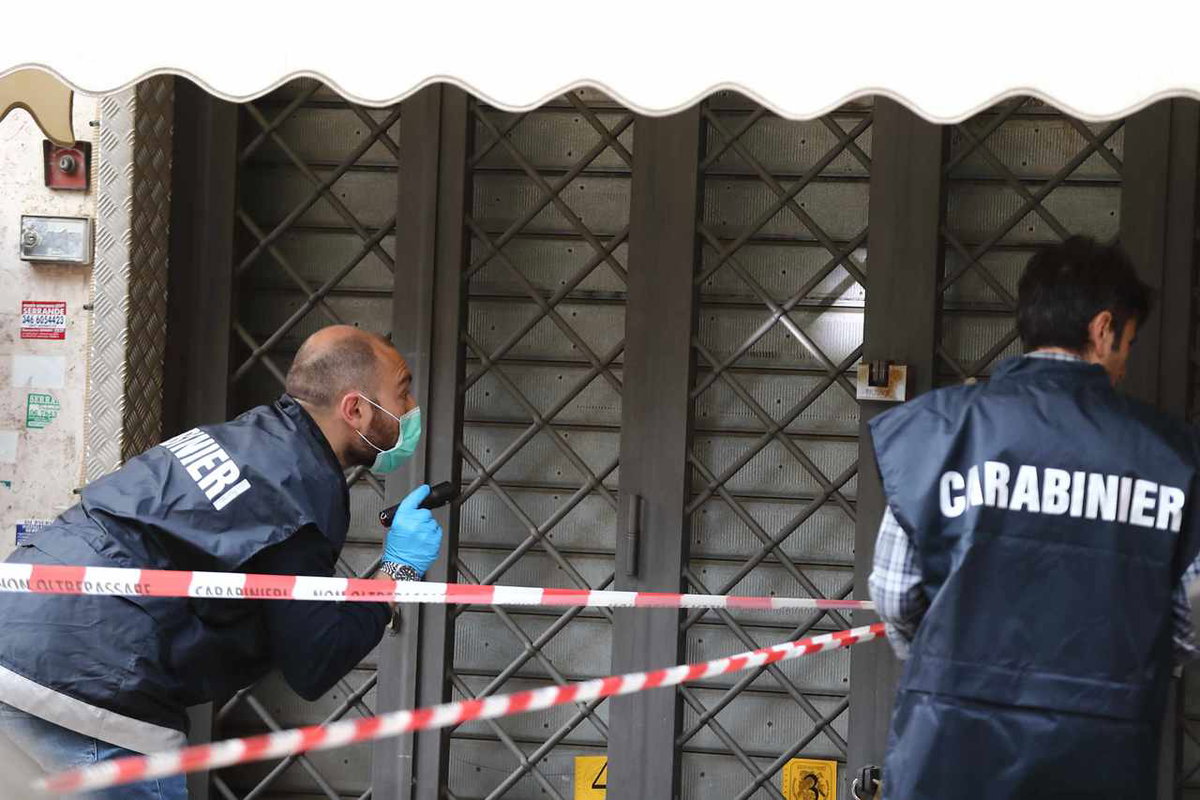 Agguato a Roma: sparatoria fuori da un bar article-post