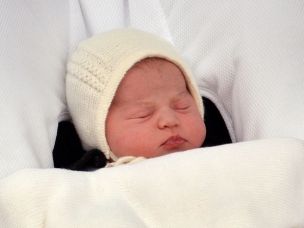 Royal Baby Girl, scelto il nome: si chiamerà Charlotte (come il nonno Carlo) article-post