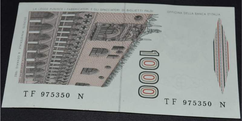 Il mercato dove resiste la vecchia lira article-post