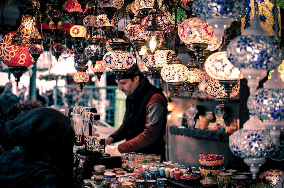 Bomba al mercati in Pakistan, almeno 16 vittime article-post