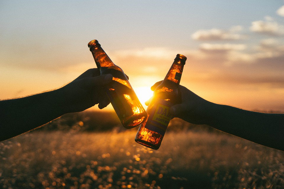 La birra fa bene o fa male? article-post