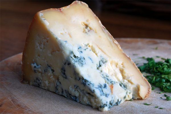 La Cina ha eliminato il divieto d’importazione di formaggi “puzzolenti” come brie, Roquefort e stilton article-post
