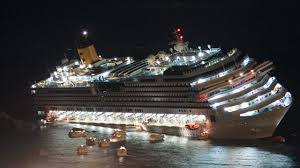 Costa Concordia: la nave torna a galleggiare in viaggio verso Genova article-post