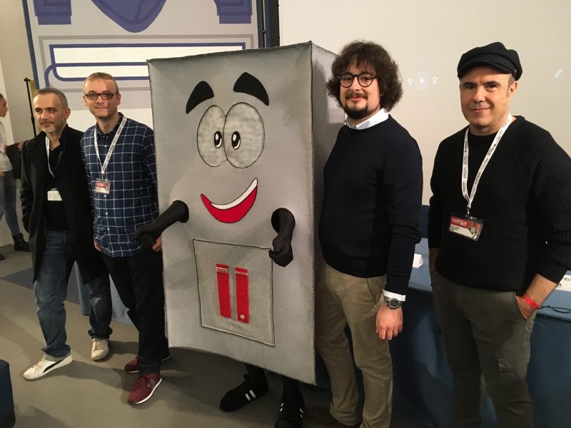 article-post