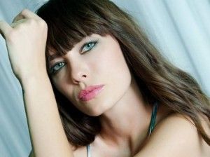Austria, ex Miss cade in un dirupo mentre fa jogging e poi muore article-post