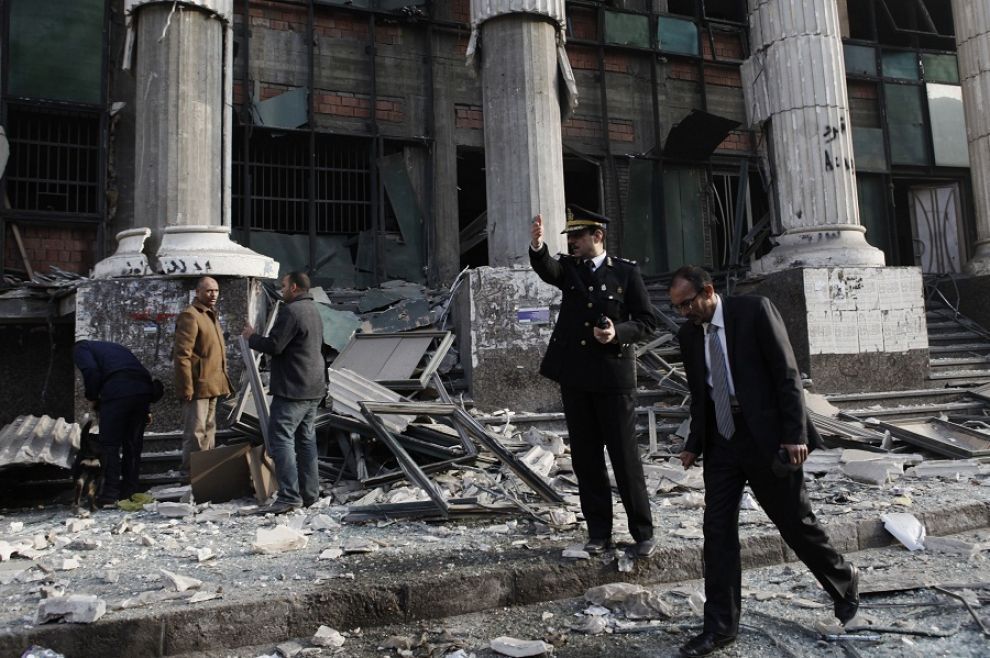 Tre gravi esplosioni al Cairo: Egitto in allarme rosso article-post