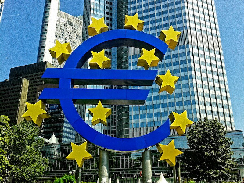 Von der Leyen e Lagarde: austerità in Europa? article-post