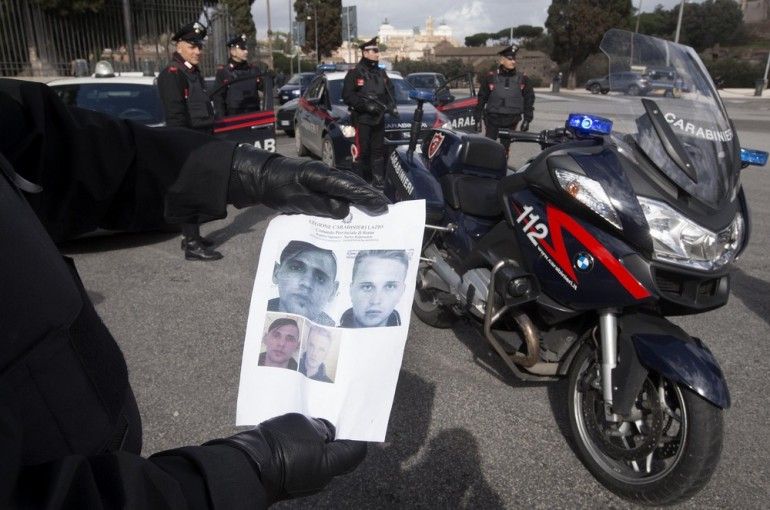 Ancora in fuga gli evasi da Rebibbia article-post