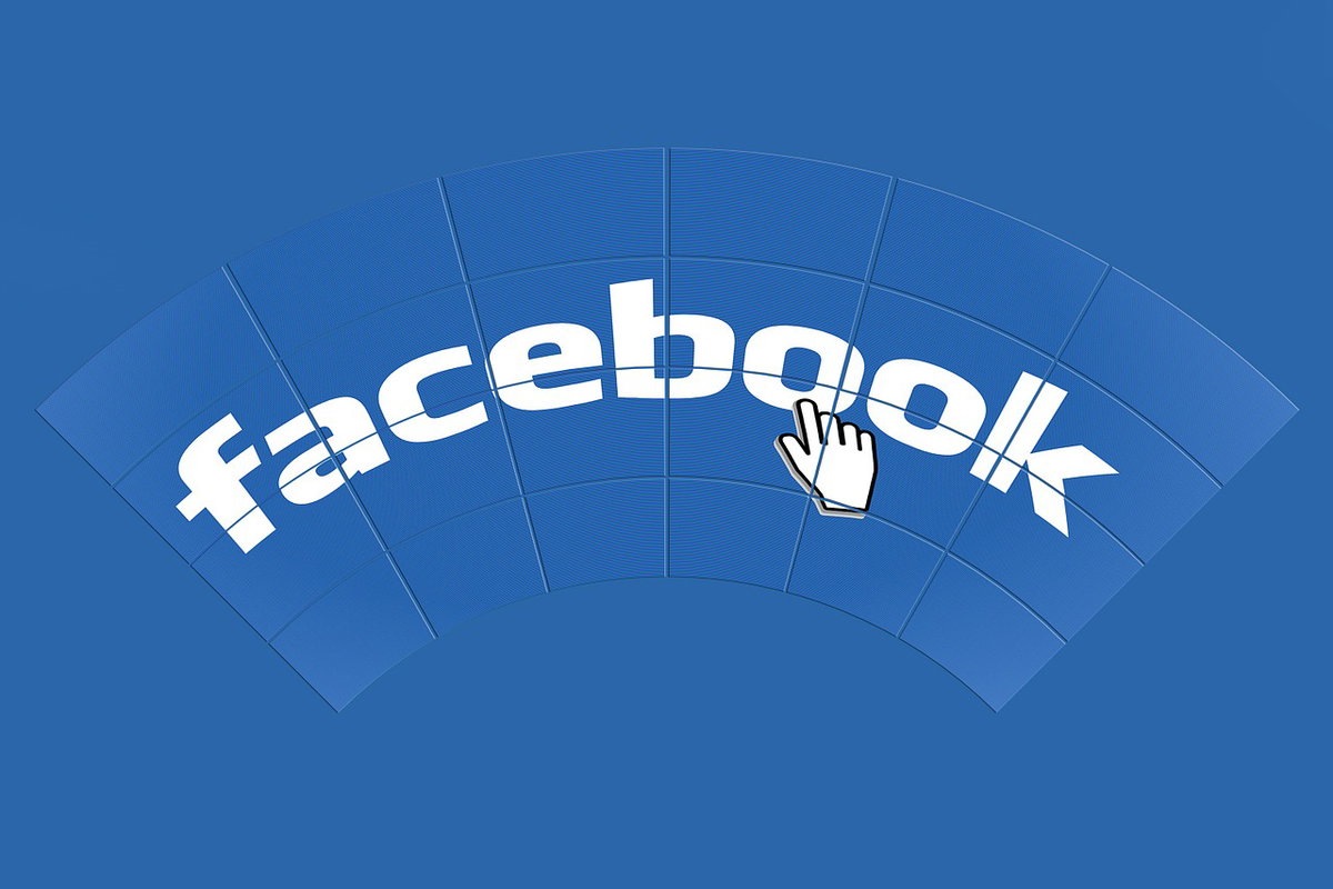 Facebook sospende migliaia di App article-post