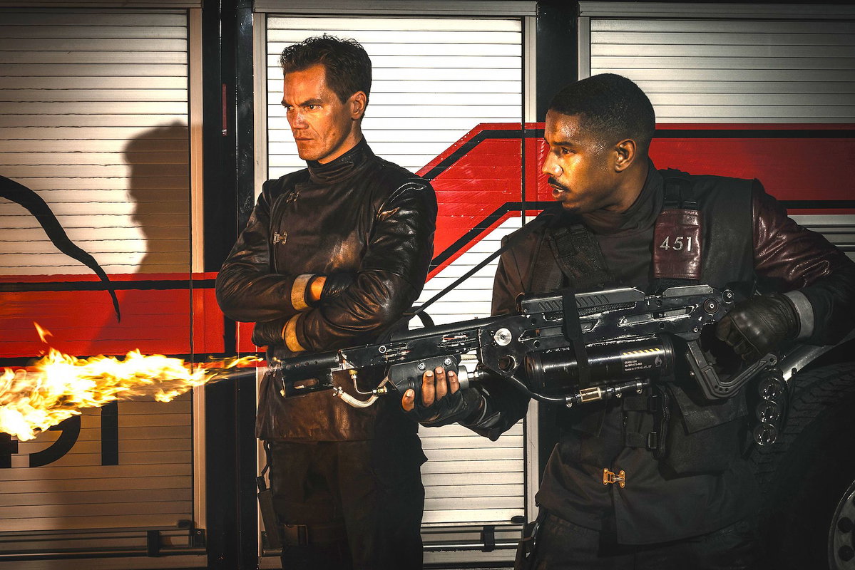 Fahrenheit 451: l’era combustibile article-post