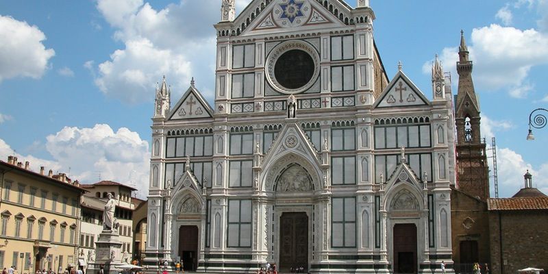 Firenze: cade capitello nella Basilica di Santa Croce; c’è una vittima article-post