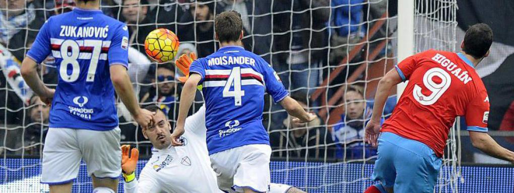 Serie A: vincono Napoli e Juve, lotta a due per lo scudetto article-post