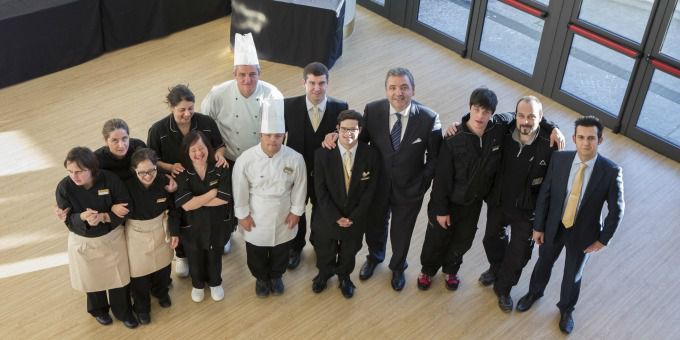 GRAND HOTEL 6 STELLE, SEI ANIME, SEI CUORI article-post