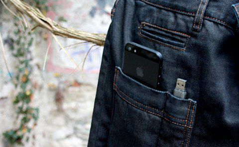 Smartphone in tasca e infertilità maschile, ricerca conferma rischi article-post