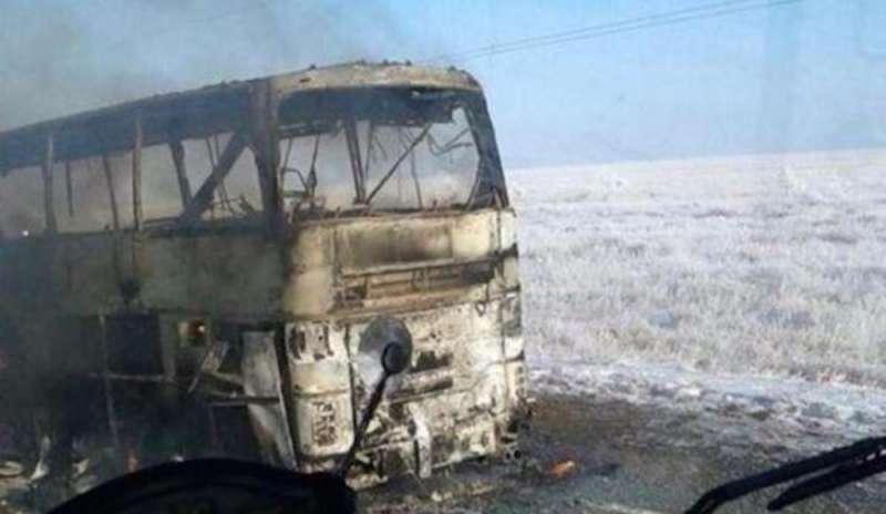 Kazakistan prende fuoco autobus, morti 52 passeggeri article-post