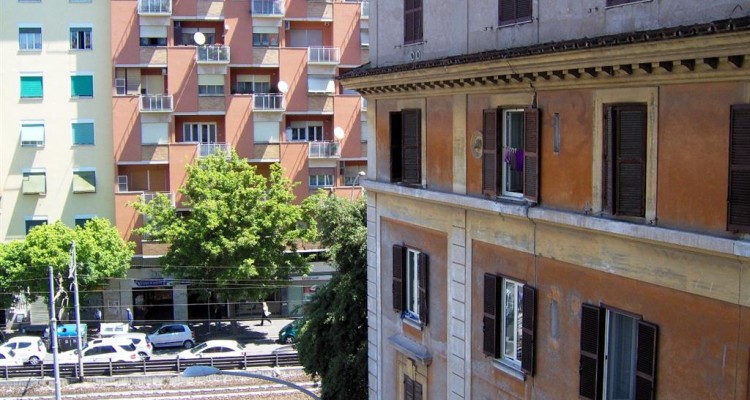Paura a Roma per i ladri acrobati article-post