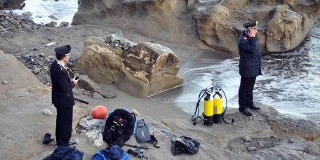 Mamma si getta in mare con i figli, morta la bambina di tre anni article-post