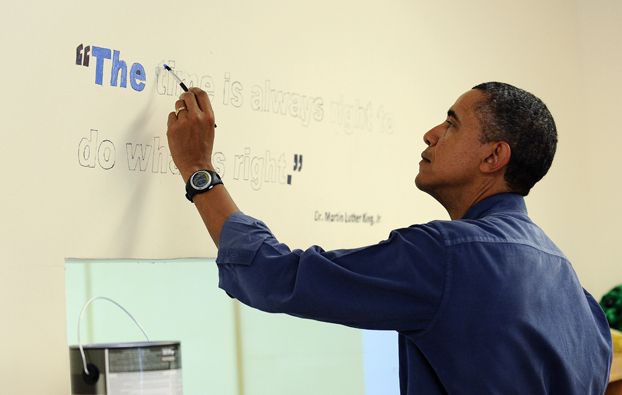 13 agosto: Giornata Internazionale dei Mancini, da Barak Obama a Michelangelo, la storia insegna che il mancinismo è creativo. article-post