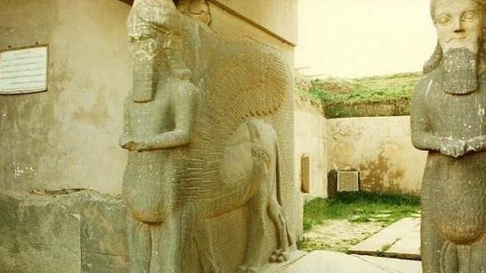 Antica Nimrod: gli scempi dell’ISIS sui reperti archeologici article-post