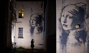 Il ritorno di Banksy: la perla del quadro di Veermer diventa una centralina article-post
