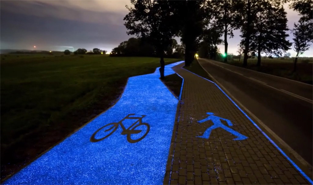 Polonia: pista ciclabile che si illumina di notte article-post