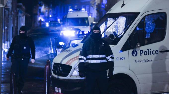 Taranto, voto di scambio e appalti truccati article-post