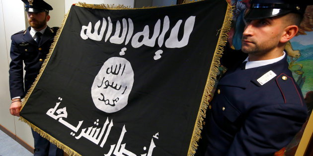 Terrorismo: uomo egiziano arrestato per affiliazione all’Isis article-post
