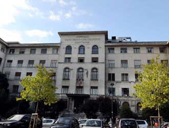Tragedia a Torino: madre e figlia muoiono in sala parto article-post