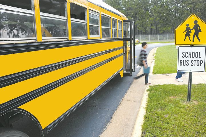 Tragedia a Casette d’Ete: bimbo di un anno muore investito da uno scuolabus article-post