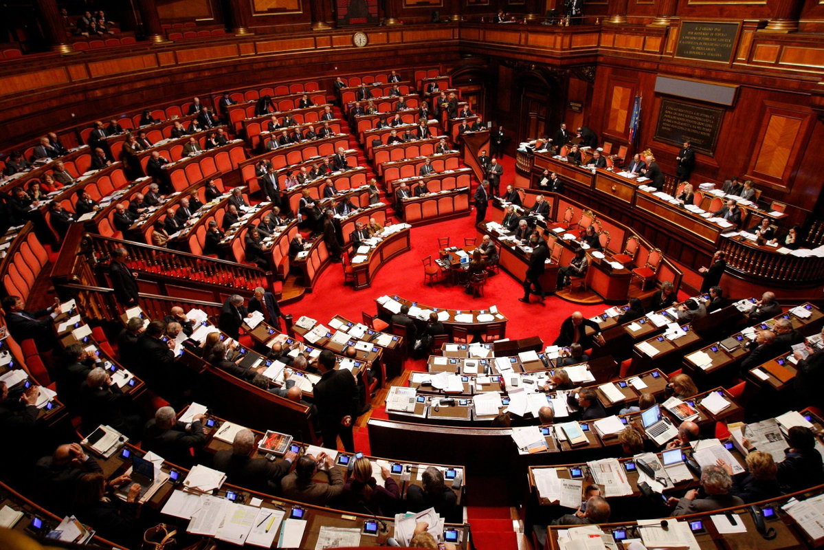 Ddl Cirinnà: una commedia all’italiana article-post