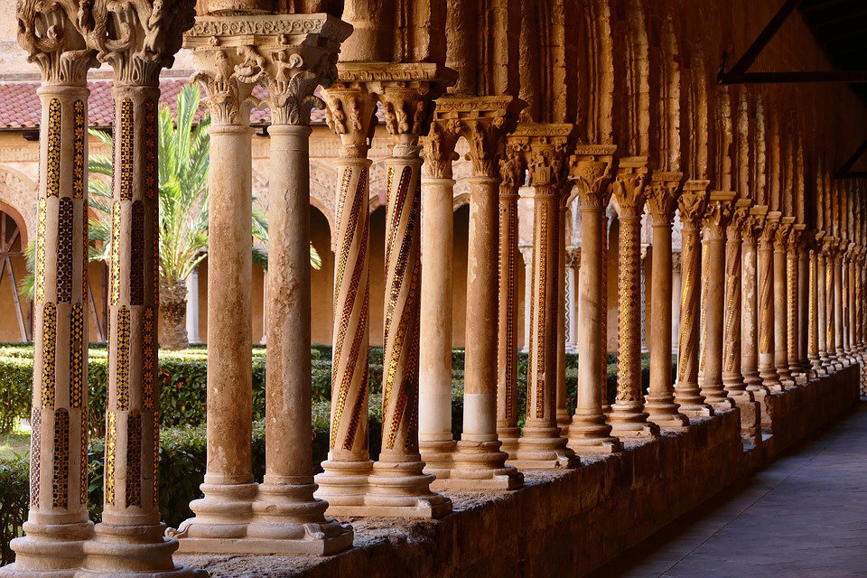 Le influenze linguistiche arabe nel dialetto siciliano article-post