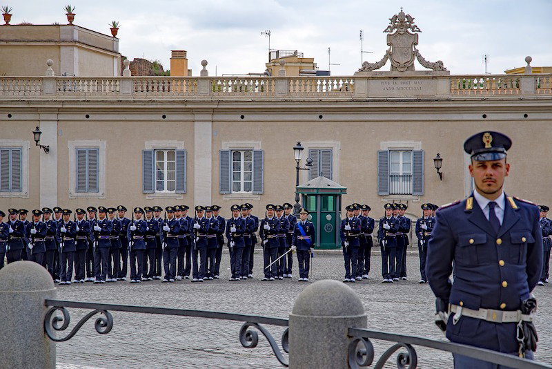 Governo Conte sul filo del rasoio article-post