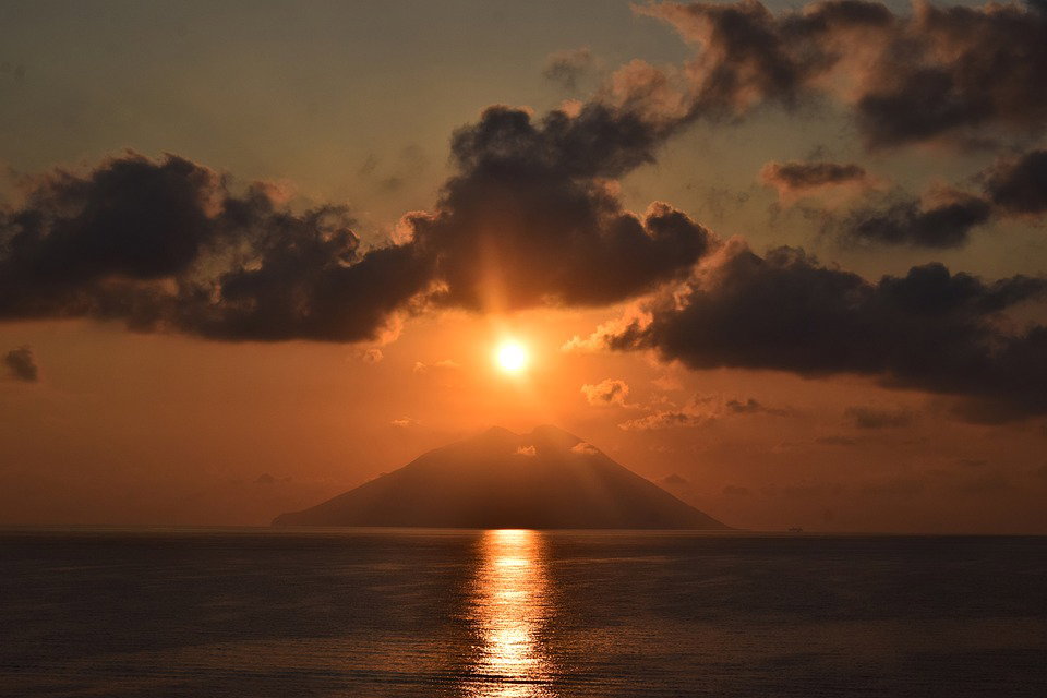 Stromboli, in vendita la villa di D&G article-post