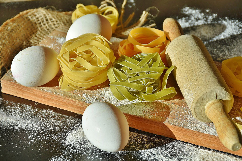 Ricetta Paglia e Fieno al prosciutto cotto e panna article-post