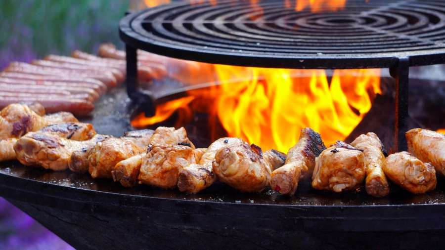 Grigliata estiva: tutto quello che c’è da sapere tra tipi di carne, salsa barbecue e regole salutari article-post