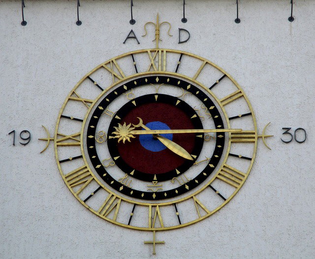 Orologio della lentezza, con una lancetta non si contano minuti e secondi article-post