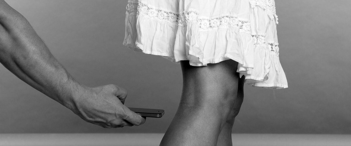 Gran Bretagna: upskirting, un vero e proprio abuso article-post