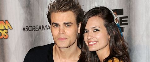 Paul Wesley e Torrey DeVitto, gli attori di The Vampire Diaries, divorziano. article-post