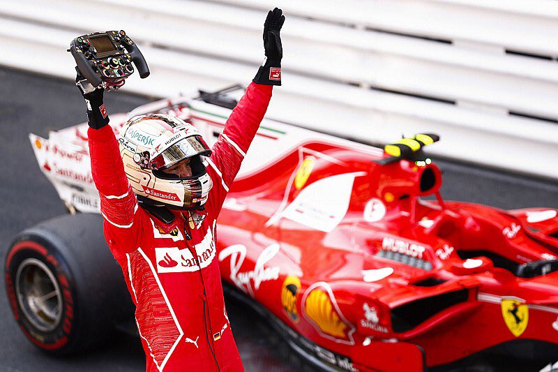 F1 il trionfo di Vettel in Bahrain, seguono le mercedes di Hamilton e Bottas article-post