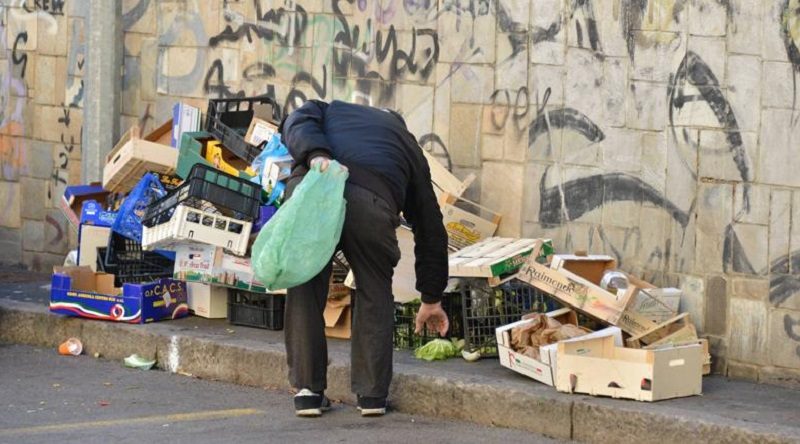 In Italia si estende il divario sociale article-post