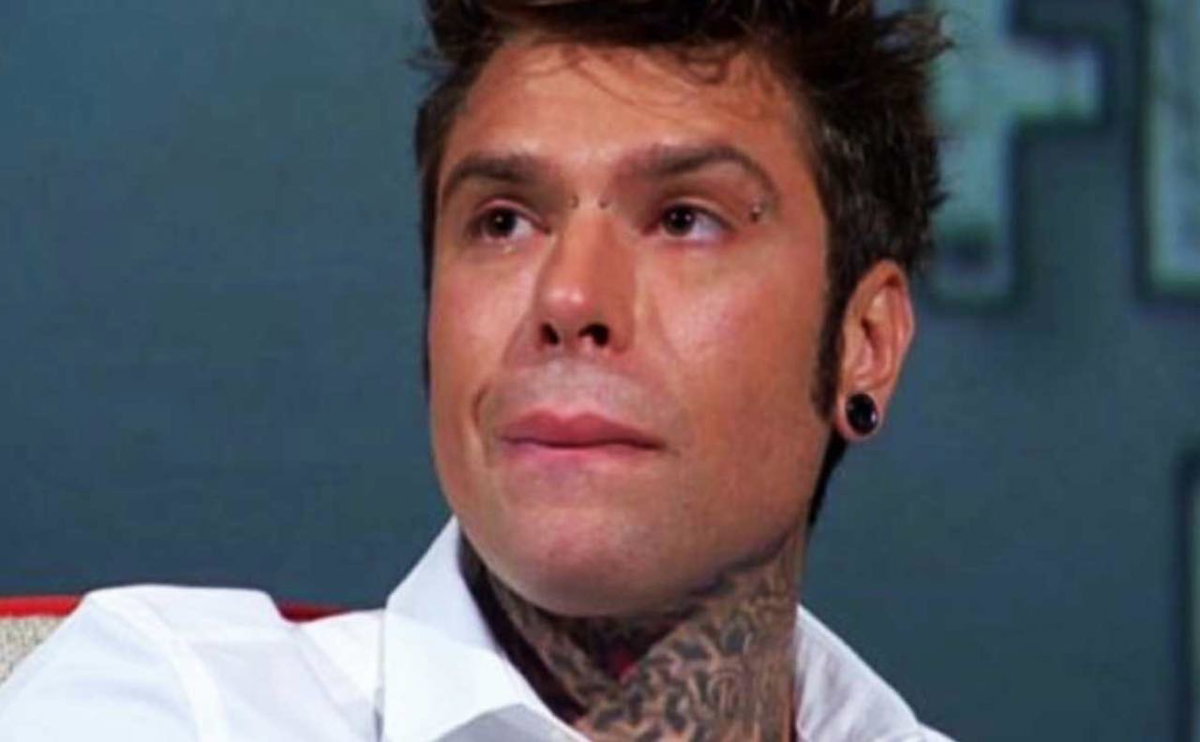 Fedez confessa: “Potrei ammalarmi di sclerosi multipla” article-post