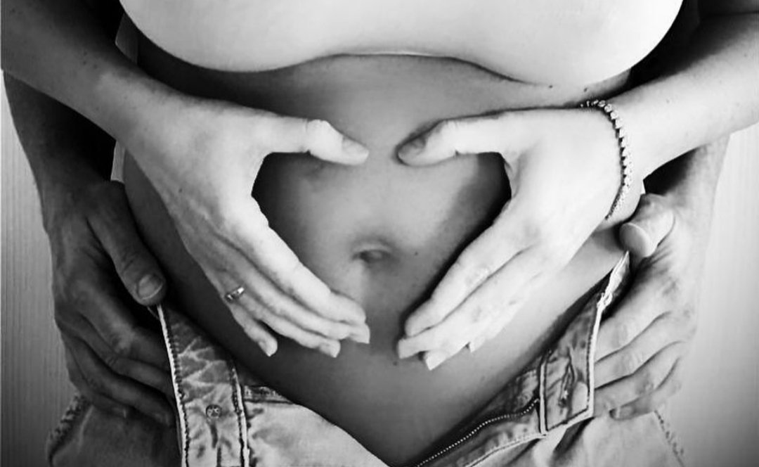 Alena Seredova in dolce attesa: la cicogna arriva a giugno article-post