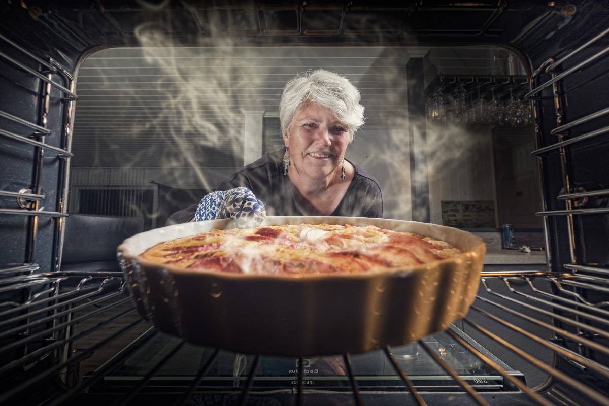 Metodo infallibile per pulire il forno: la Coca-Cola article-post
