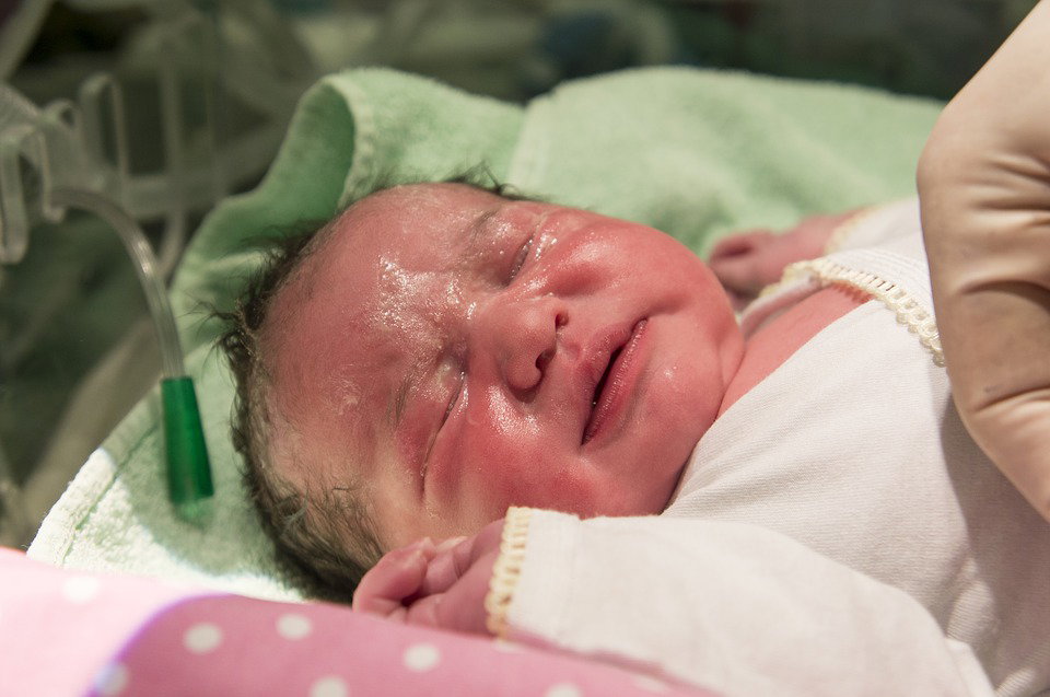 Nata prima bambina da donna infetta da coronavirus article-post