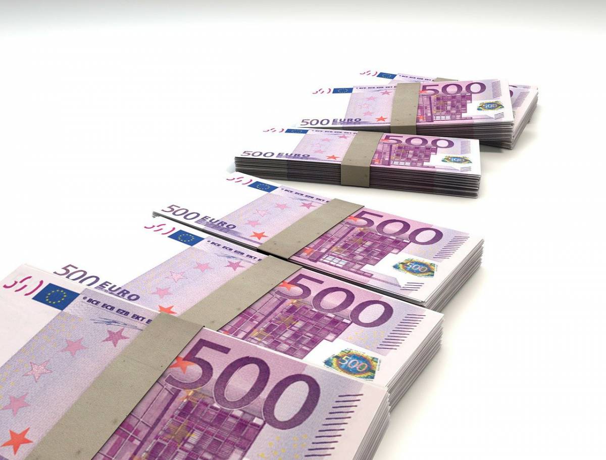 Pensioni d’oro e vitalizi, quanto costano all’anno? article-post